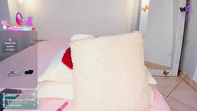 EsmeraldaNyx live sex cam