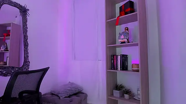 KimberlyJohnsoon live sex cam