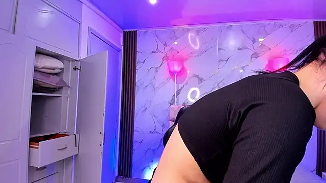 AuroraDiaz live sex cam