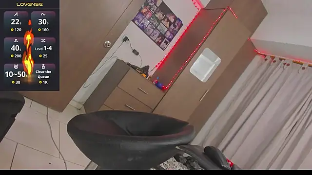 MissCarolinne live sex cam