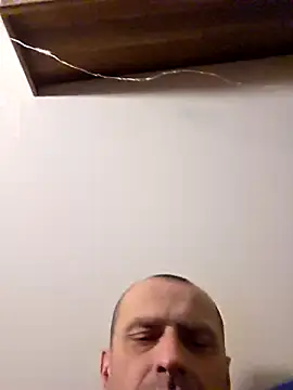 Roman0798 live sex cam