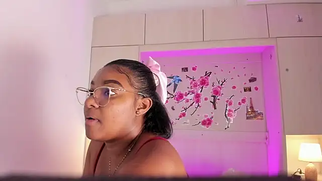 tamaraa_smiith live sex cam