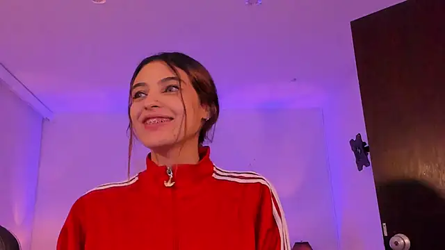 sofiarouge live sex cam