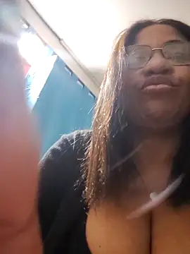 Avannay live sex cam