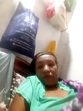 Surreyaa live sex cam