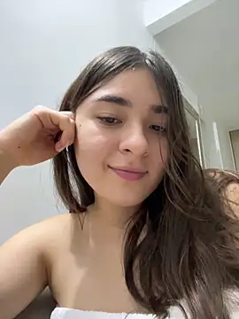 Valentina_ro live sex cam