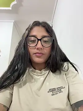 croftsmila live sex cam