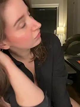 nerdynina live sex cam