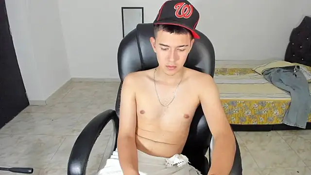 Aleck_Boy live sex cam