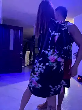 Izy_cute_ live sex cam