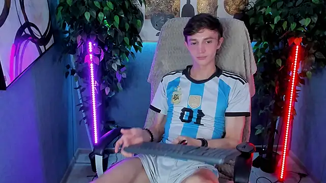 John_Weasley live sex cam