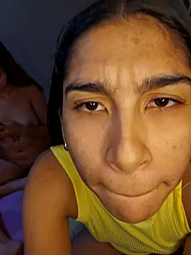 skinnyrox live sex cam