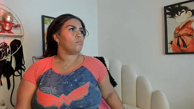 lathiffa live sex cam