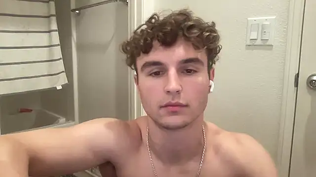 ryan_28747 live sex cam