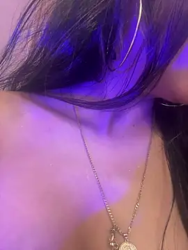 canela_10 live sex cam