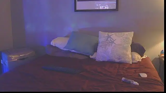 NWBuilt live sex cam