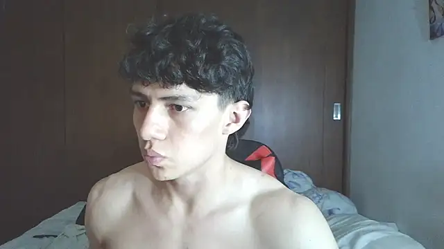 aresholland live sex cam