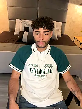 RaphaelDufort live sex cam