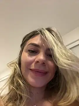 alicee16 live sex cam