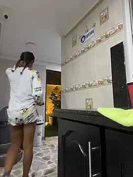 Maxim-Walker live sex cam