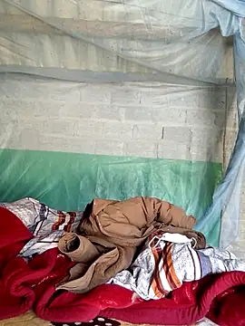 ngan-cute live sex cam