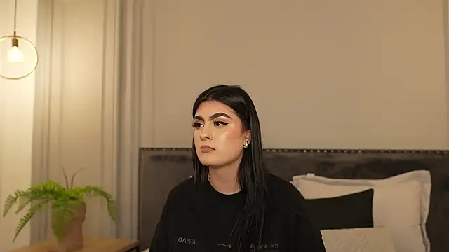 IrisBaker live sex cam