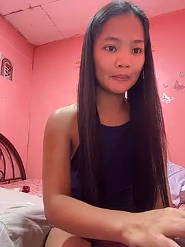 PetiteMaexx live sex cam