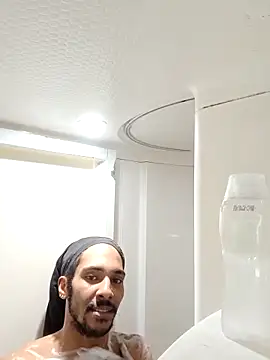 Mikaaa97 live sex cam