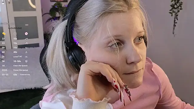 ShineJoan live sex cam