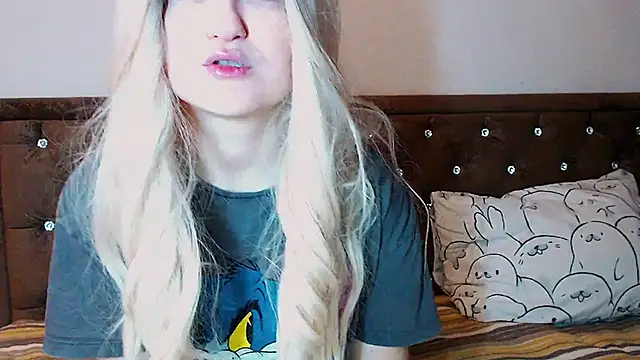 Sara4uu live sex cam