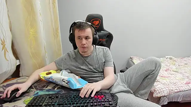 iliaskrislove live sex cam