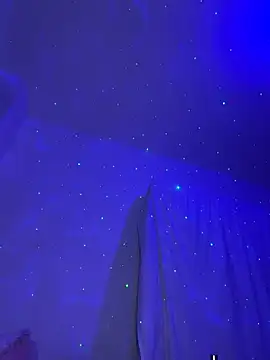 LunaGates live sex cam