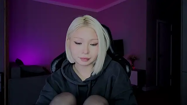 RileyMee live sex cam