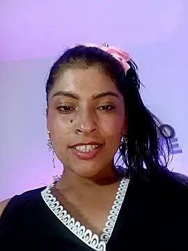 Fox_Roxxan live sex cam