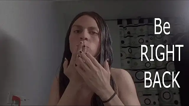 Petite-Goth live sex cam