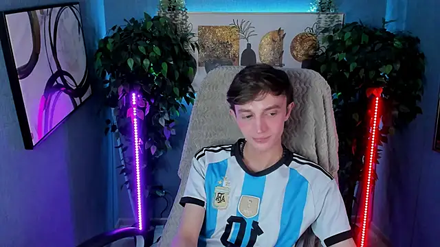 John_Weasley live sex cam