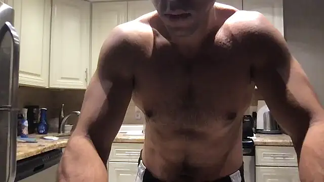 BigGuyMuscle live sex cam