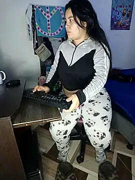 yournaughtyandsexyprinces live sex cam