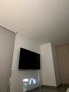 Curlyierr live sex cam