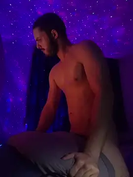 EyesNeverLies live sex cam