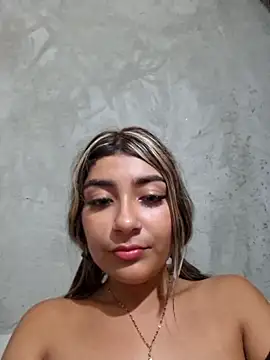 Sweed-virgin-pussy live sex cam