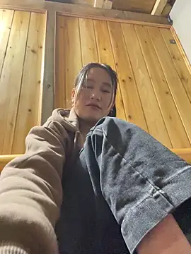 phungtiti live sex cam