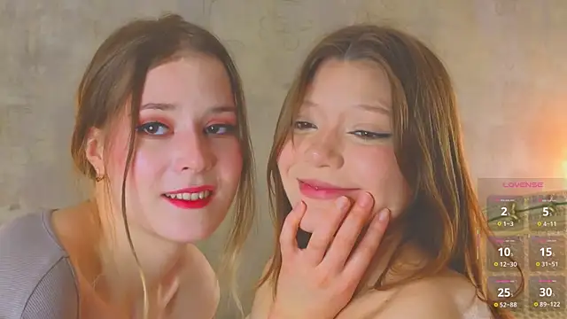 SusyGlines live sex cam