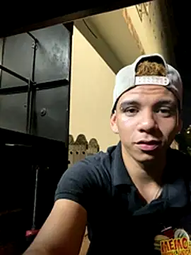 Dylams_maja live sex cam