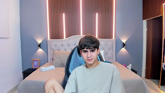 Tommy18__ live sex cam