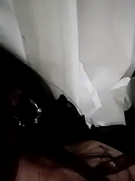 ElaRuil69 live sex cam