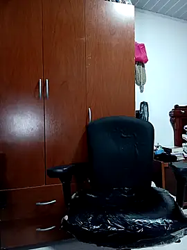 Ivy_horse_ live sex cam