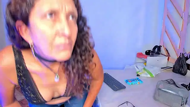 Keyla_Milf live sex cam