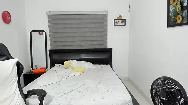 corzoethan live sex cam