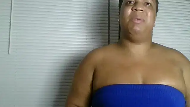 Badgirlbrittt live sex cam